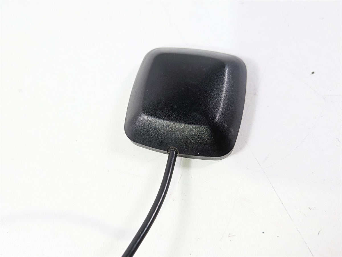 2015 Harley Touring FLTRUSE CVO Road Glide Gps Navigation Antenna 76000222-Mototech271