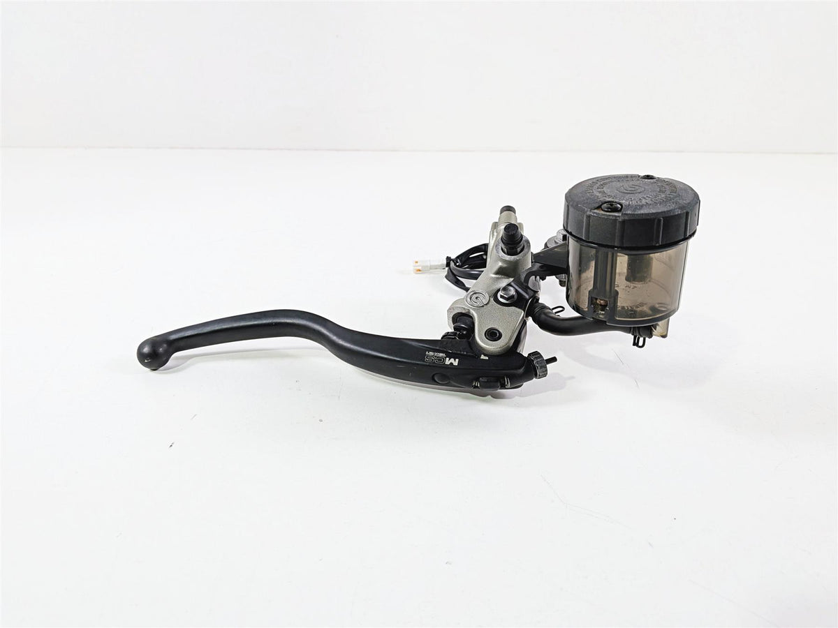2019 Triumph Speed Triple RS 1050 Brembo Front Radial Brake Pump & Lever T2024898 {{ shop.shopifyCountryName }} - Mototech271