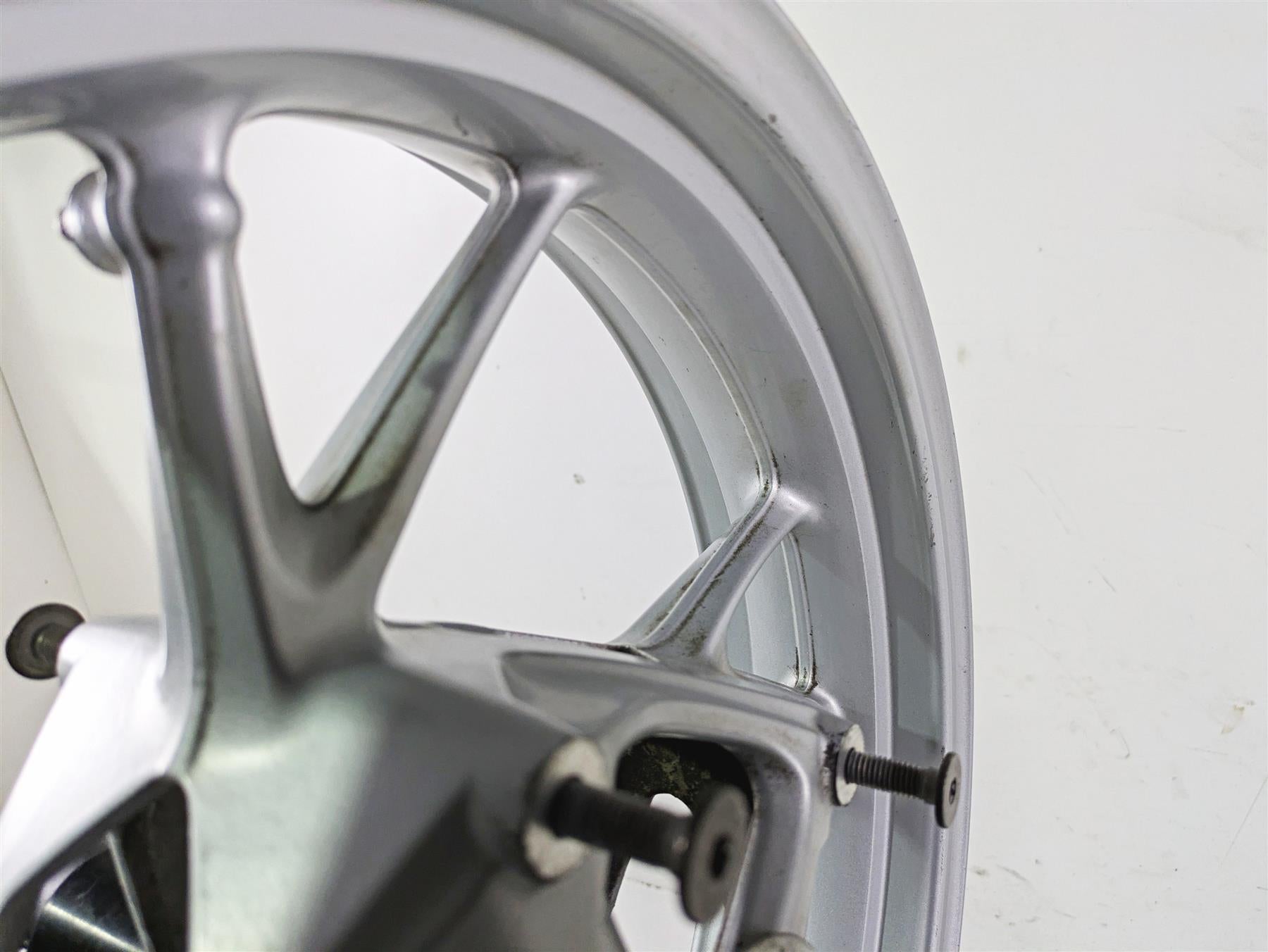 2019 BMW R1250RT K52 Front Wheel Rim 17x3.5 Dent 36318538086 {{ shop.shopifyCountryName }} - Mototech271