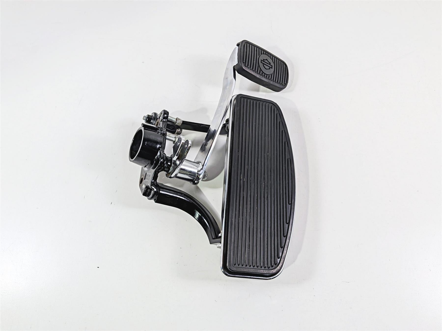 2018 Harley Touring FLHTCU Electra Glide Right Rider Floor Board 50621-06-Mototech271