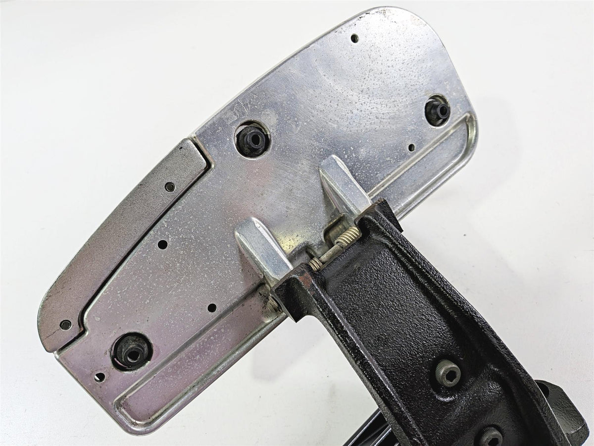 2006 Yamaha XVZ1300 Royal Star Right Floor Board & Brake Pedal 4XY-27420-10-00 {{ shop.shopifyCountryName }} - Mototech271