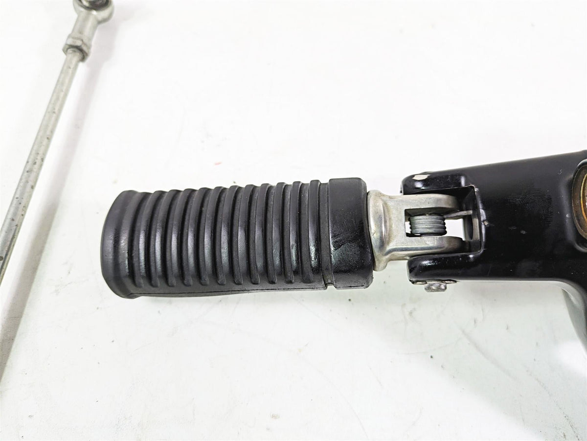 2018 Harley FXBR Softail Breakout Left Footpeg + Mount & Shift Parts 33600134 {{ shop.shopifyCountryName }} - Mototech271
