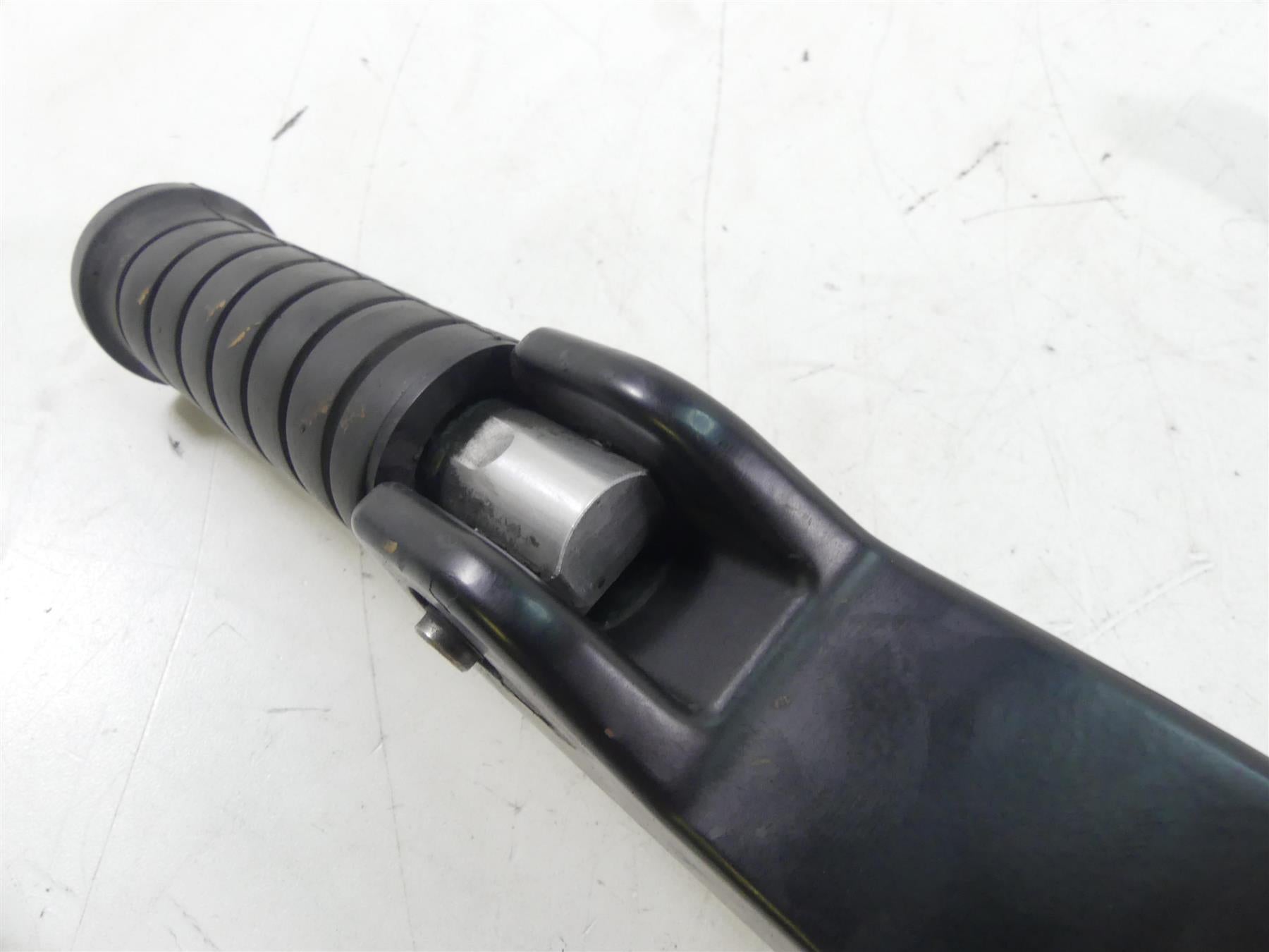 2012 Victory Cross Country Rear Passenger Footpeg Set - Read 5136384 5136385 {{ shop.shopifyCountryName }} - Mototech271