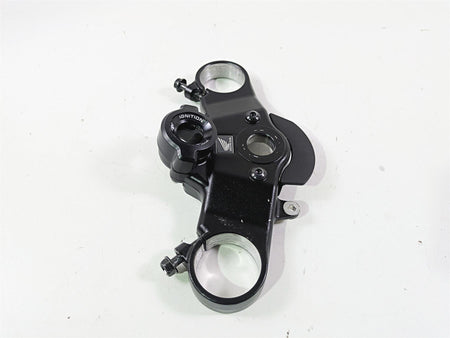 2025 Honda CBR600RR Upper Triple Tree Steering Clamp 53300-MJC-A00 {{ shop.shopifyCountryName }} - Mototech271