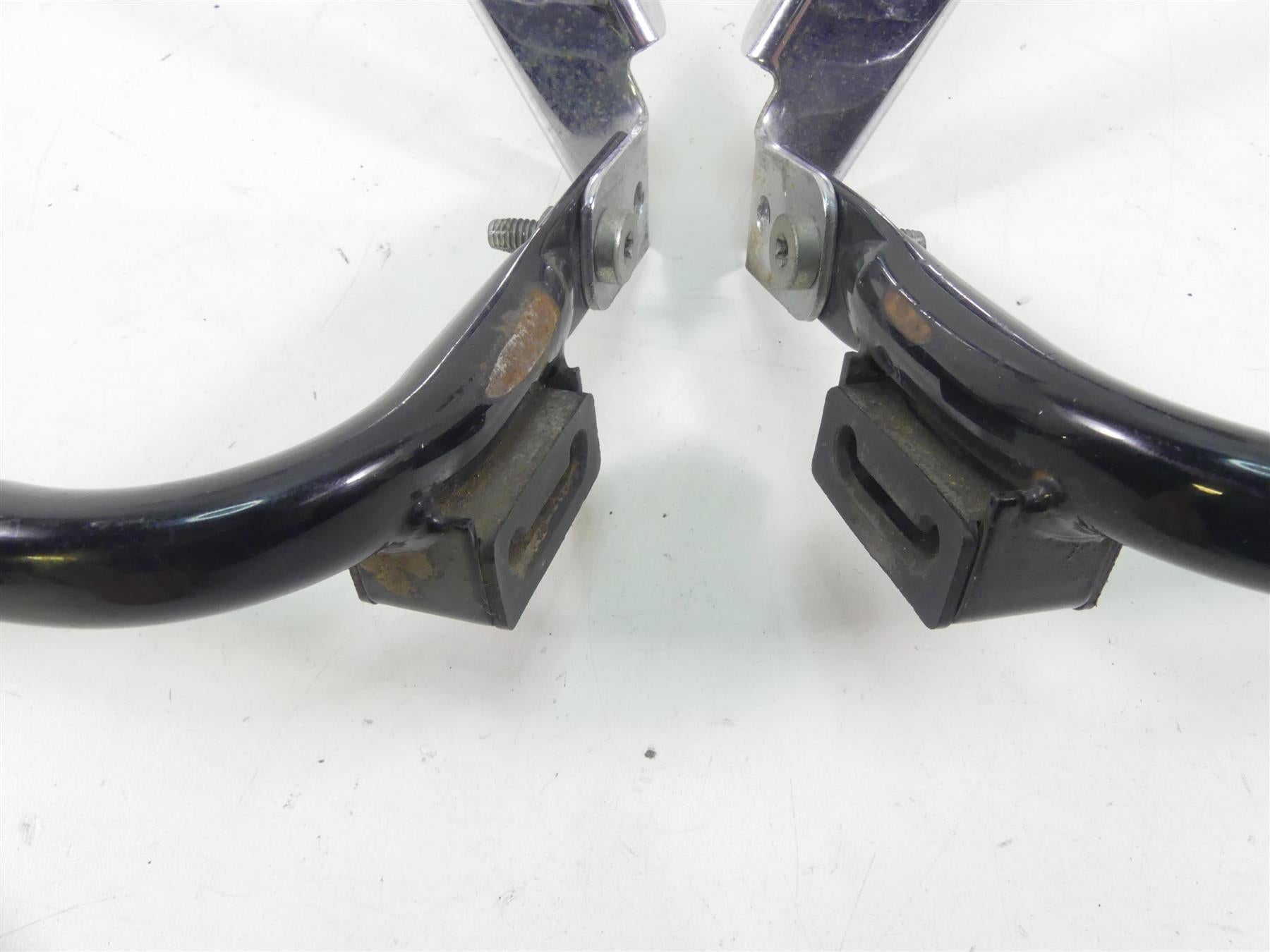 2002 Harley Touring FLHRCI Road King Chrome Saddlebag Guards 49201-97 49205-97 {{ shop.shopifyCountryName }} - Mototech271