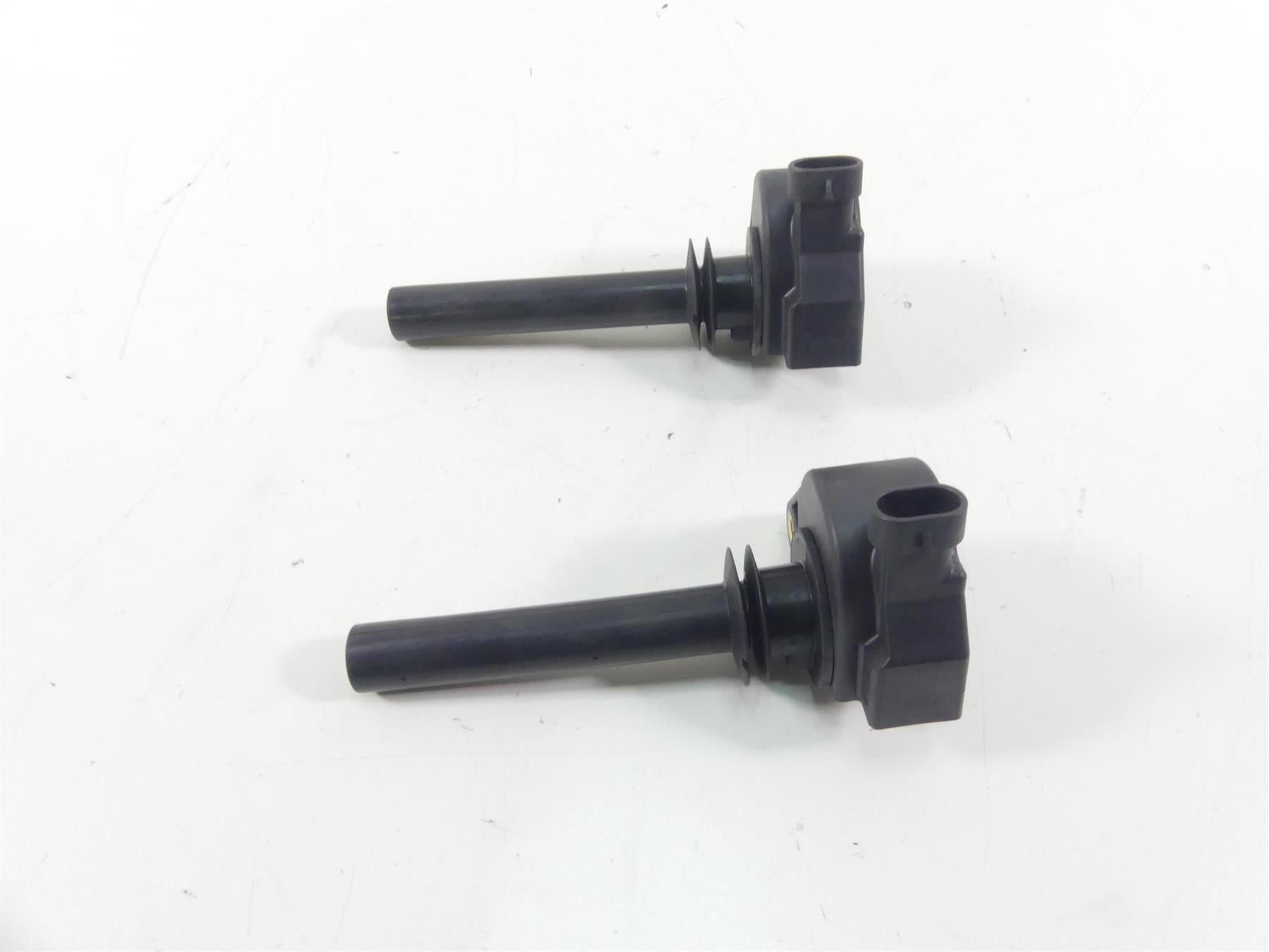 2011 Harley VRSCF Muscle Rod Ignition Coils Stick Coil Set 32477-01A {{ shop.shopifyCountryName }} - Mototech271