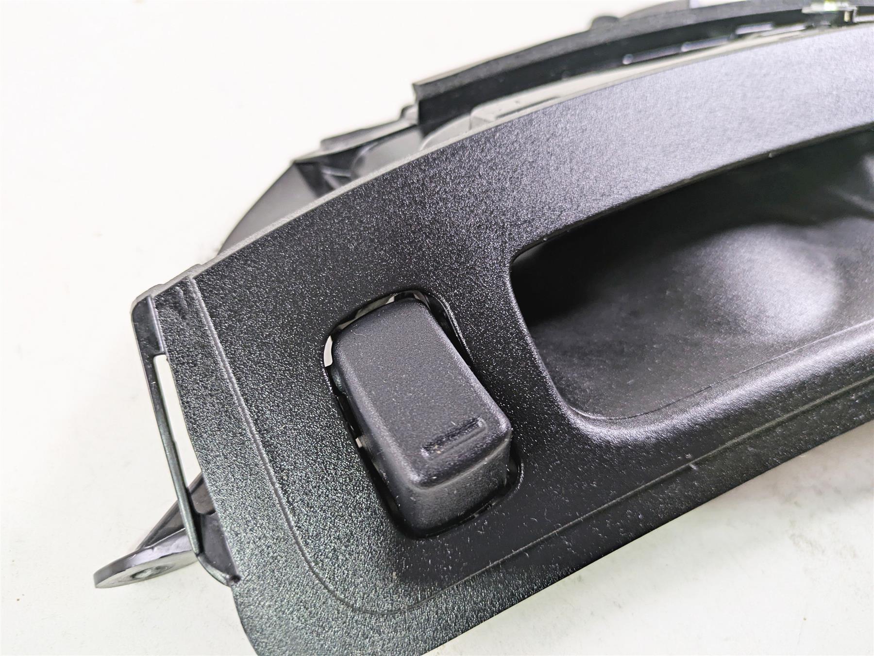 2015 Harley Touring FLHTKL Electra Glide Upper Air Inlet Duct Vent 29200003 {{ shop.shopifyCountryName }} - Mototech271
