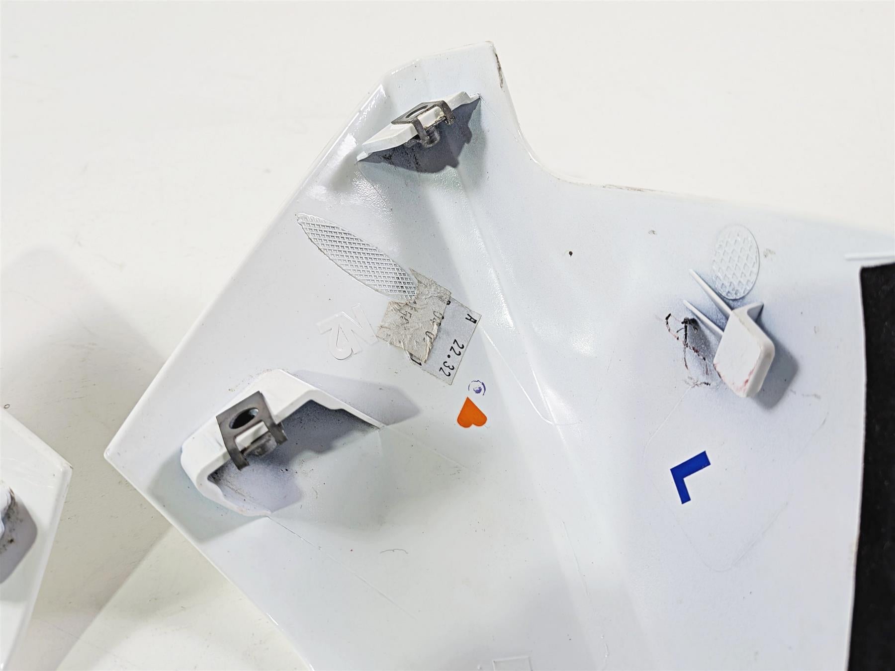 2022 Triumph Tiger 900 GT Pro Front Tank Corner Cover Fairing Set -Read T2311930 {{ shop.shopifyCountryName }} - Mototech271