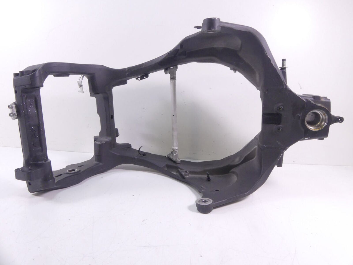 2015 Yamaha YZF-R1M Straight Main Frame Chassis - Salvage Title - 2CR-21110-00-00 {{ shop.shopifyCountryName }} - Mototech271
