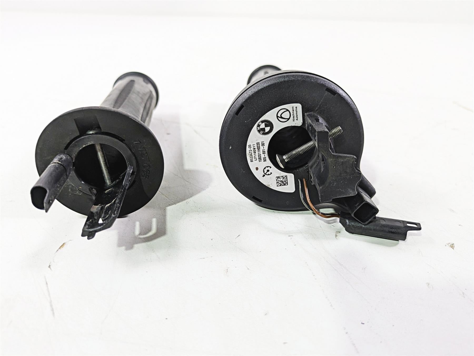 2016 BMW S1000RR K46 Heated Left Right Hand Grip Set Cruise 61317727065 {{ shop.shopifyCountryName }} - Mototech271