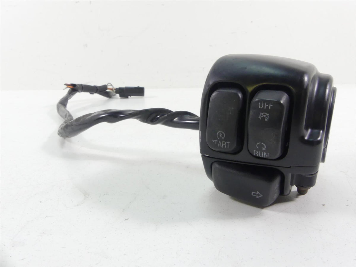 2015 Harley VRSCF Muscle Rod Right Start Stop Hand Control Switch 71684-06A {{ shop.shopifyCountryName }} - Mototech271