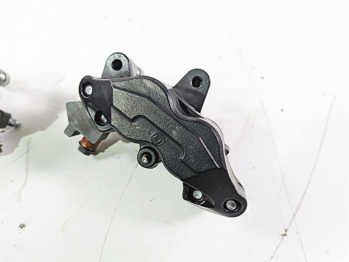 2012 Victory Cross Country Front Brake Caliper Set 1911512 1911513 {{ shop.shopifyCountryName }} - Mototech271