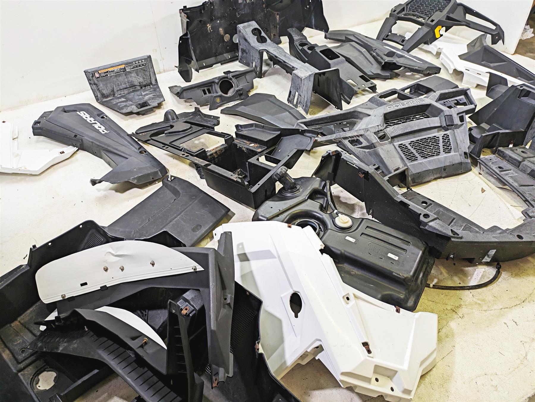 2020 Polaris RZR 900 S Fairings Plastics Tank Door Covers 5439785 {{ shop.shopifyCountryName }} - Mototech271
