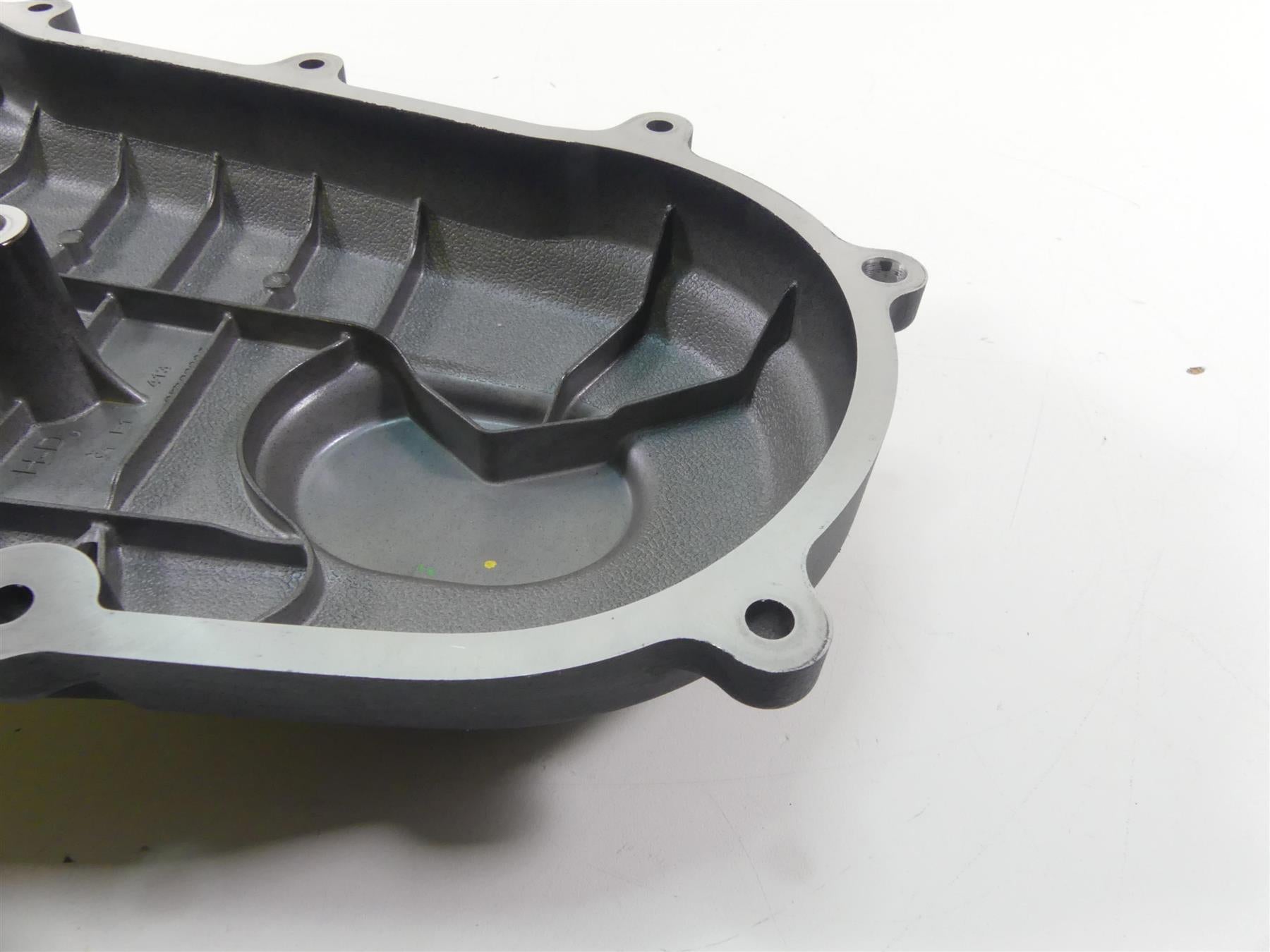 2020 Harley Softail FXBB Street Bob Outer Primary Drive Clutch Cover MC 25700935 {{ shop.shopifyCountryName }} - Mototech271