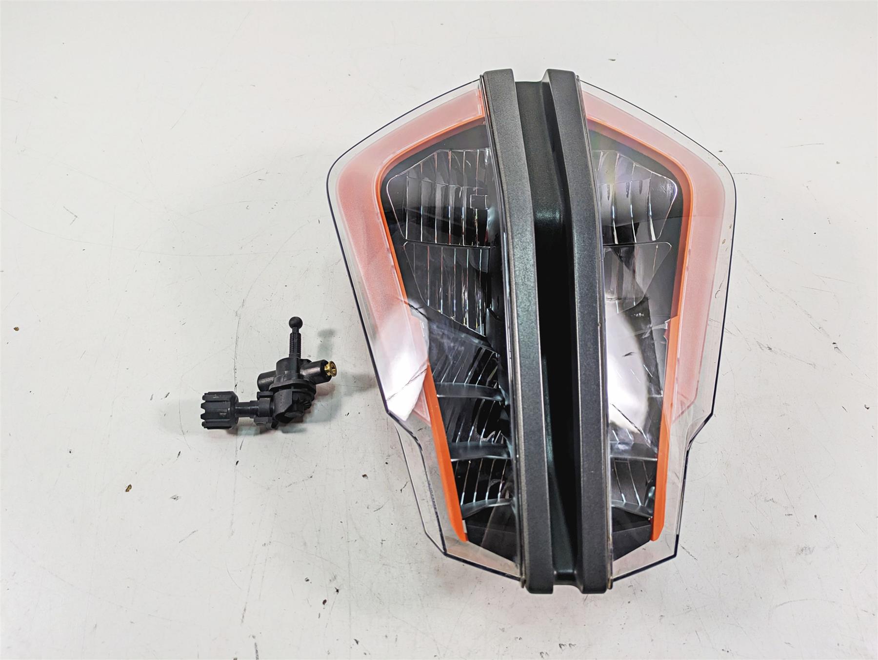 2020 KTM 1290 Super Adventure R Led Headlight Head Lamp Lens -Read 60714001000 {{ shop.shopifyCountryName }} - Mototech271