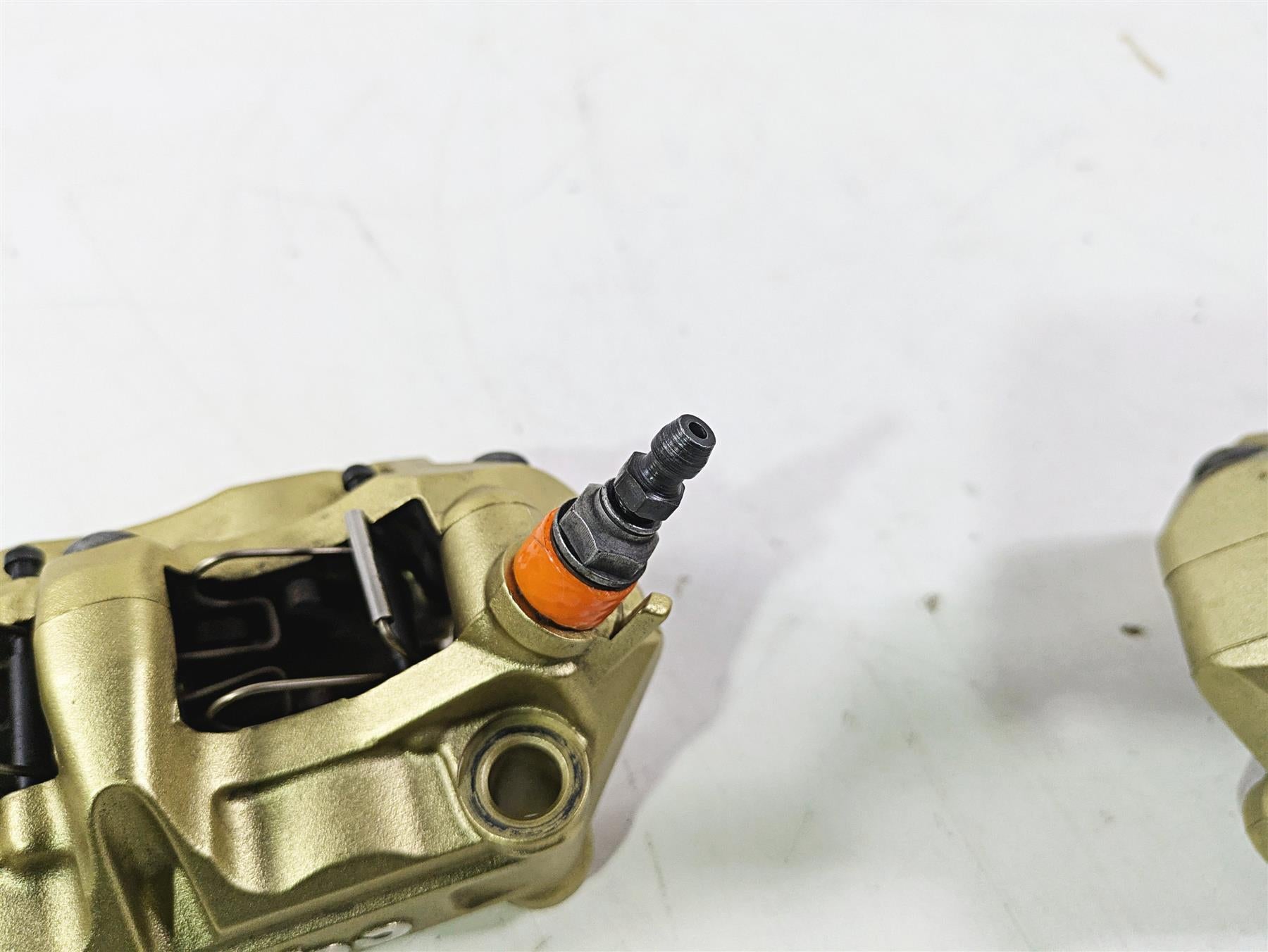 2016 BMW S1000RR K46 Golden Brembo Front Brake Calipers 100mm 34117714784 {{ shop.shopifyCountryName }} - Mototech271