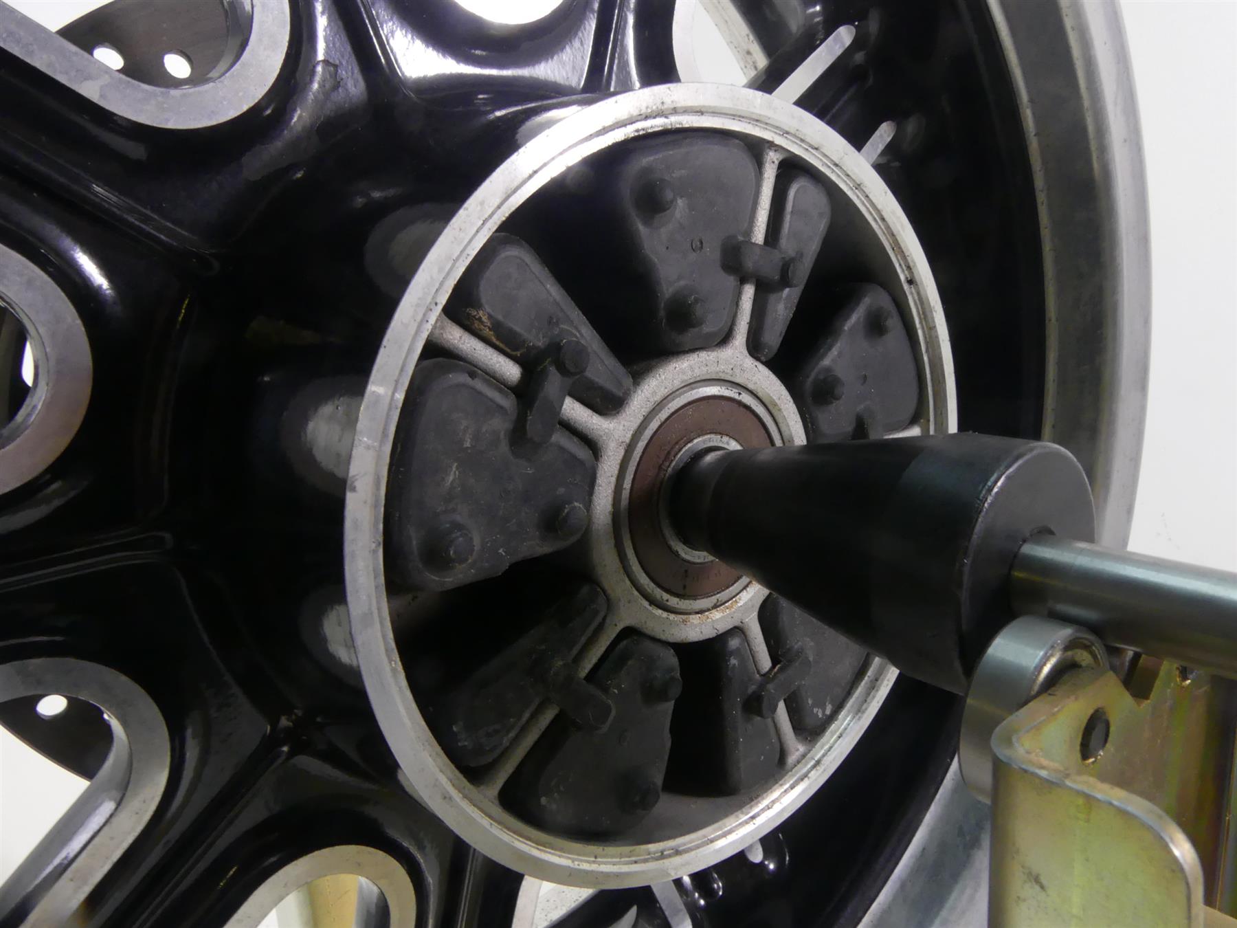 2020 Indian Roadmaster Straight 16x5 Rear Wheel Rim 1522506 {{ shop.shopifyCountryName }} - Mototech271