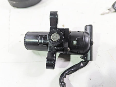 2012 Triumph Daytona 675 Ignition Switch Key Lock Tank Cap Set T2507563 {{ shop.shopifyCountryName }} - Mototech271