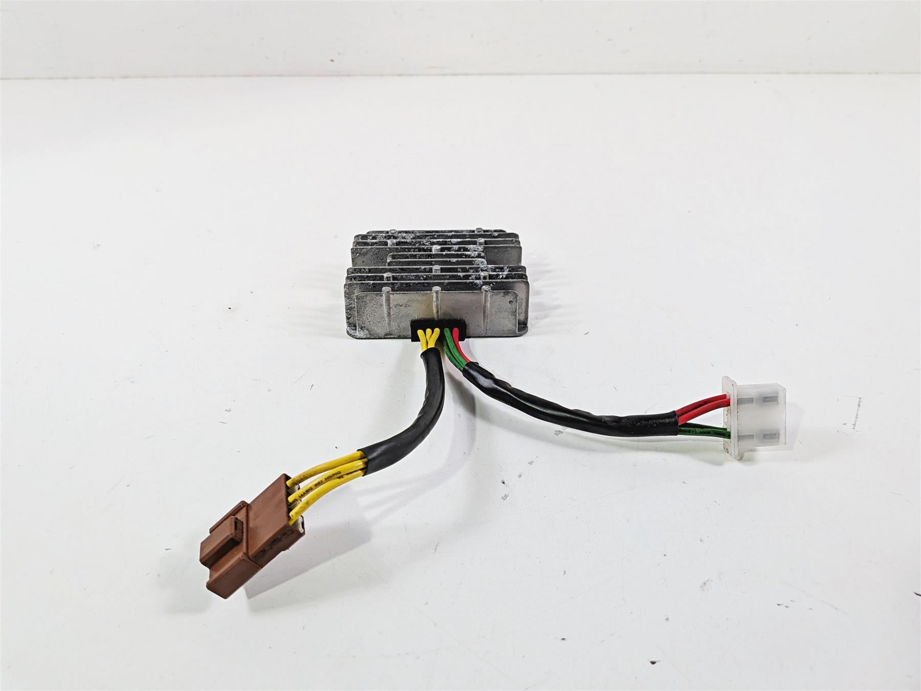 2008 Aprilia RSVR 1000 Factory Rectifier Voltage Regulator AP8127144 {{ shop.shopifyCountryName }} - Mototech271
