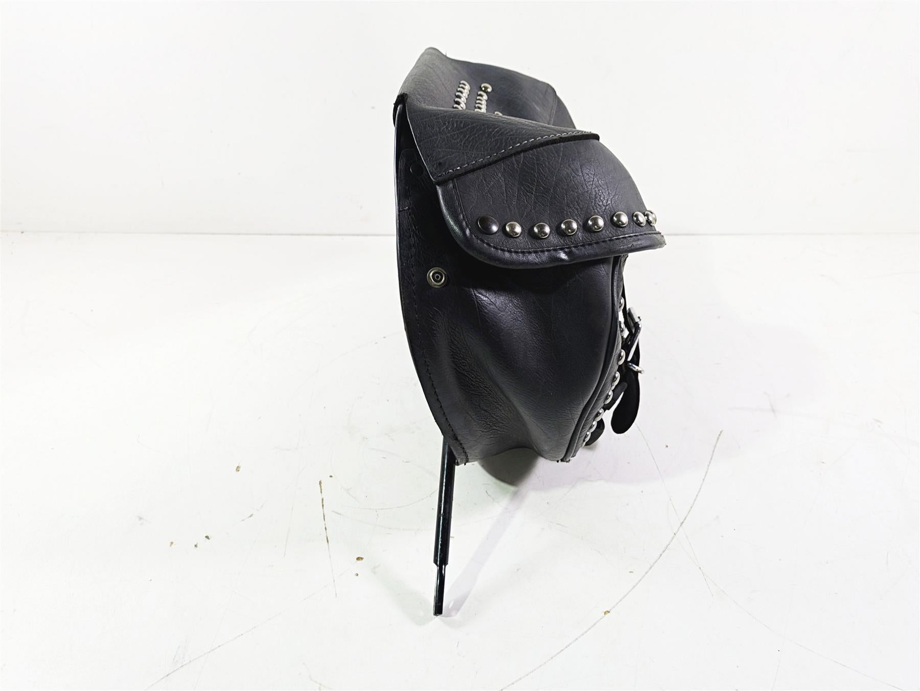 2008 Harley FLSTC 105TH Softail Heritage Left Saddlebag Saddle Bag 90476-06A {{ shop.shopifyCountryName }} - Mototech271