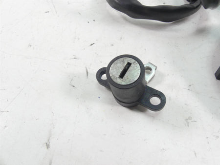 2008 Yamaha FZ1 Fazer Ignition Switch Seat Fuel Gas Cap Key Lock 3C3-82501-10-00 {{ shop.shopifyCountryName }} - Mototech271