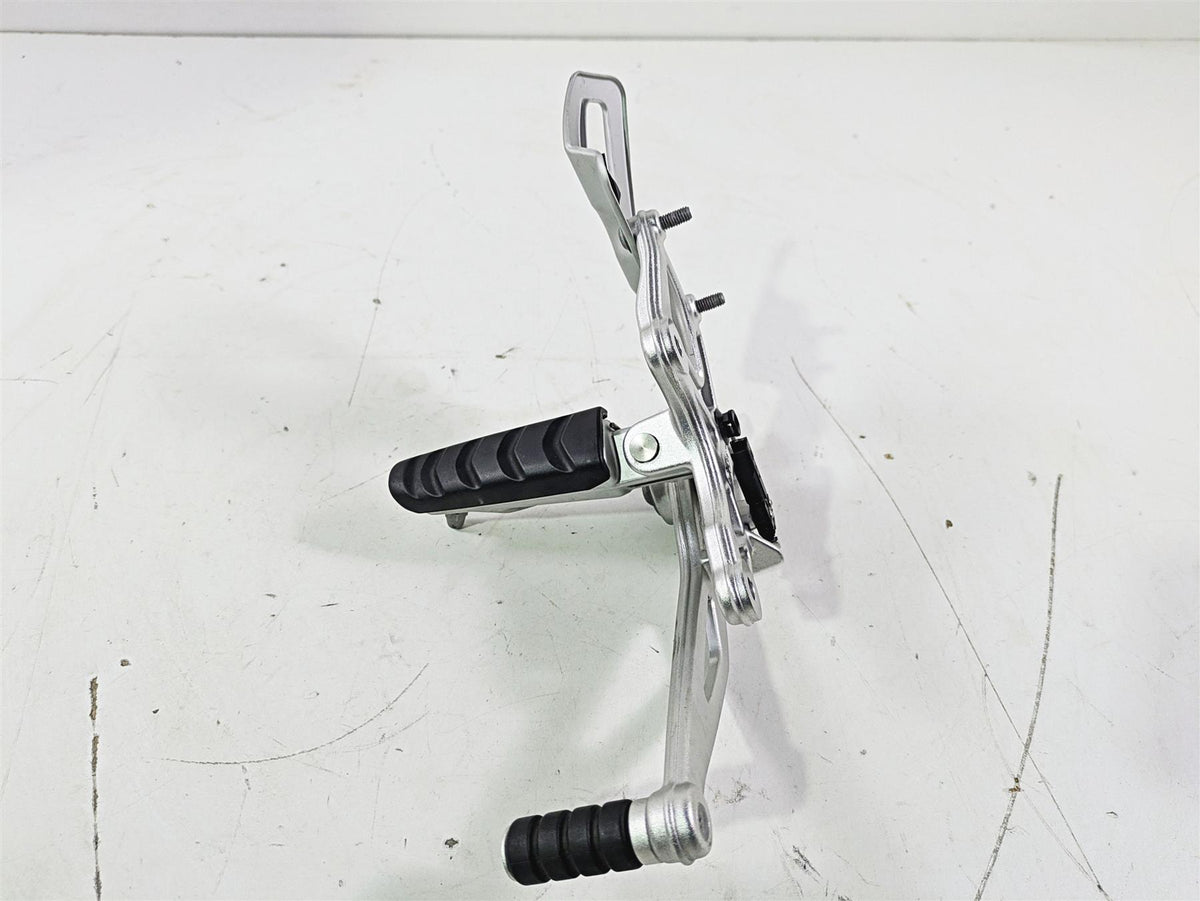 2015 BMW R nineT K21 Right Rider Driver Footpeg & Brake Pedal 46717671078 {{ shop.shopifyCountryName }} - Mototech271