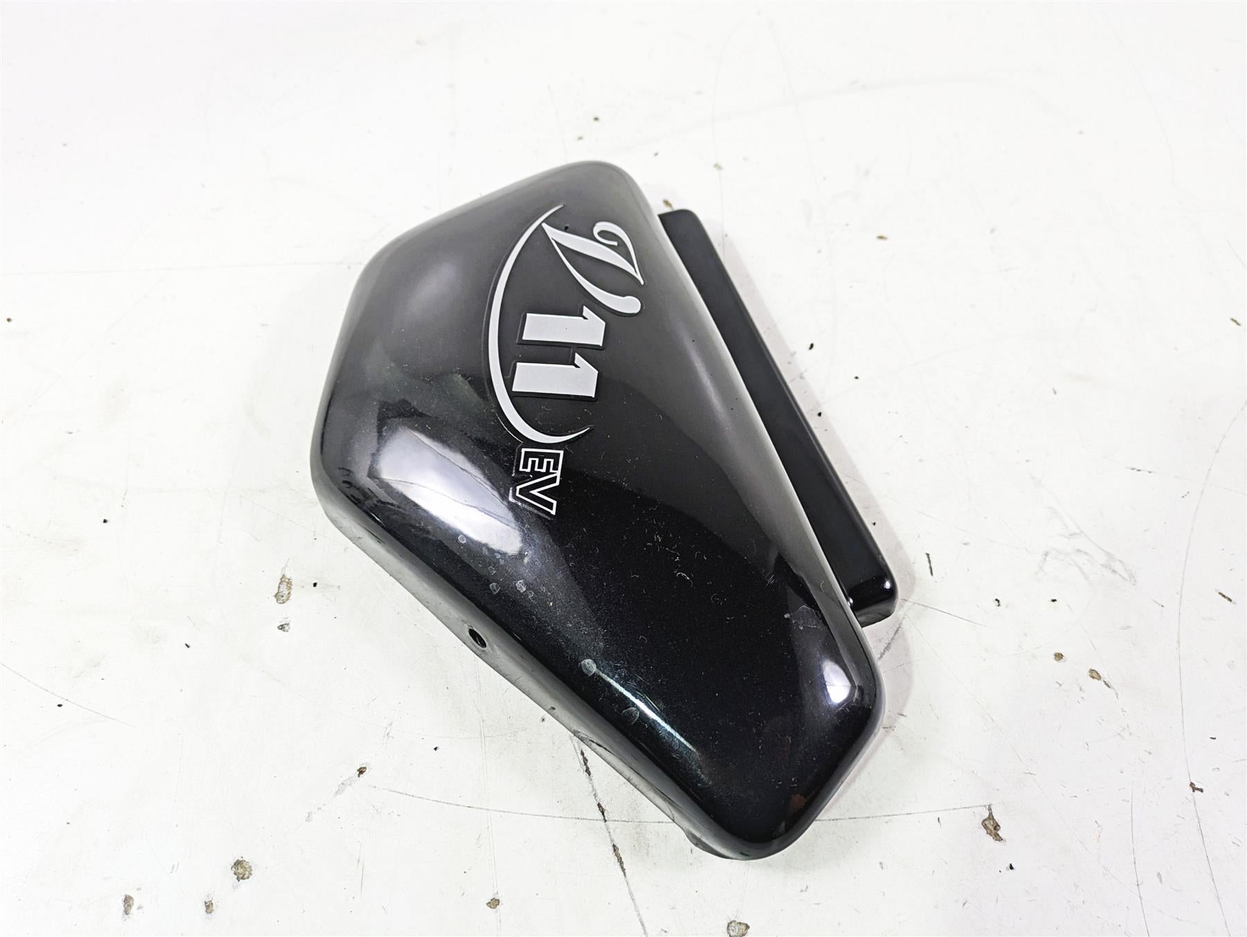 1998 Moto Guzzi California 1100 EV Left Side Cover Fairing Cowl -Read GU03476206 {{ shop.shopifyCountryName }} - Mototech271