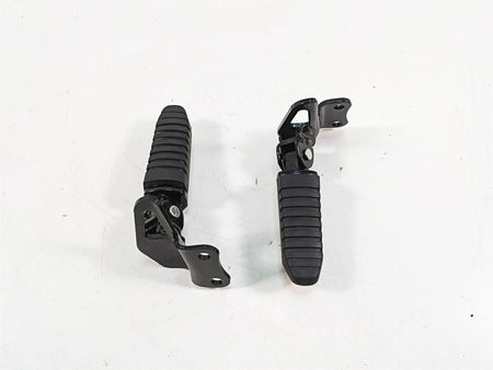 2016 Suzuki M109R VZR1800 Rear Passenger Footpeg Set 43600-48G00 43700-48G00 {{ shop.shopifyCountryName }} - Mototech271