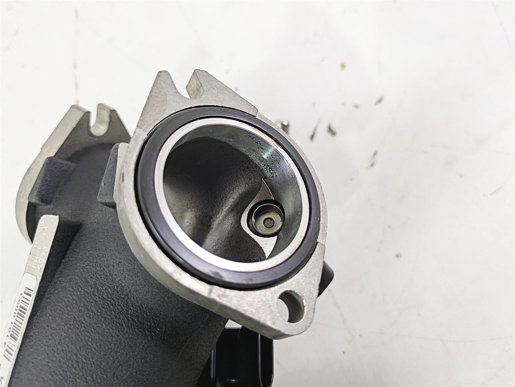 2015 Harley FXDL Dyna Low Rider Throttle Body Fuel Injectors 27708-10A {{ shop.shopifyCountryName }} - Mototech271