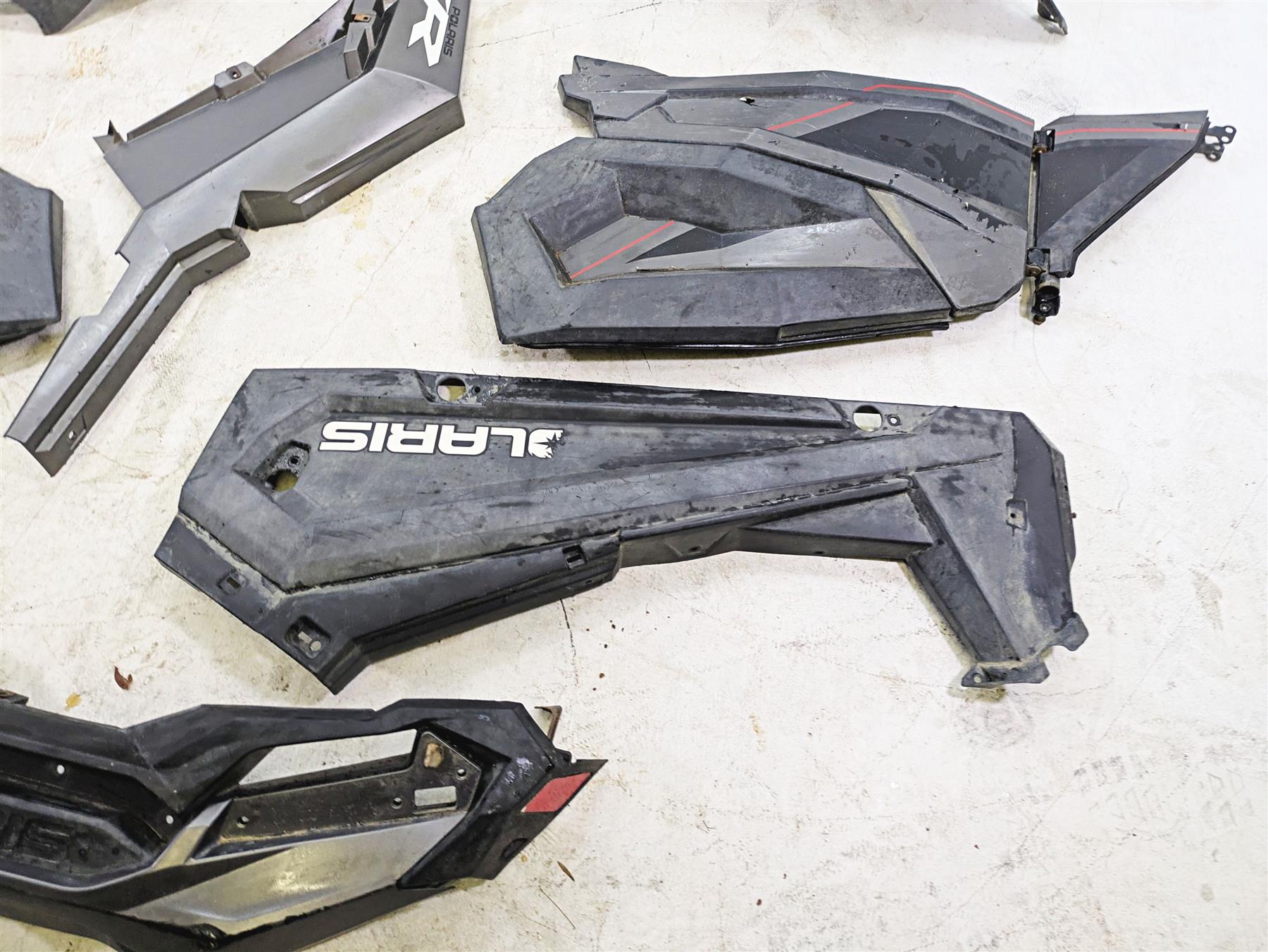 2019 Polaris RZR XP Turbo S Outer Exterior Plastic Cover Fairing Set 5450709 {{ shop.shopifyCountryName }} - Mototech271