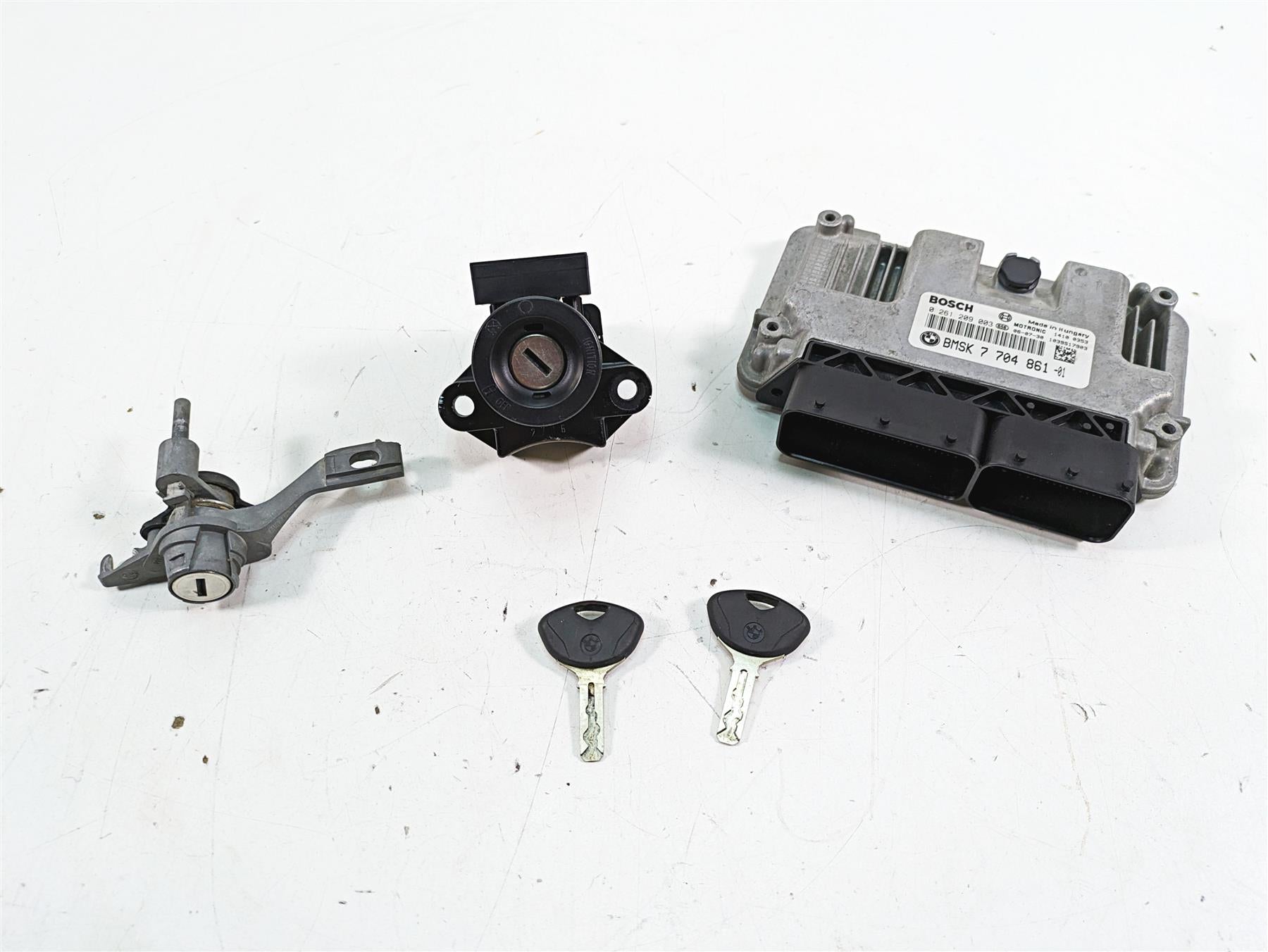 2007 BMW R1200GS K255 Adv Cdi Ignition Switch Key Locks Set 13618521661 7704861 {{ shop.shopifyCountryName }} - Mototech271