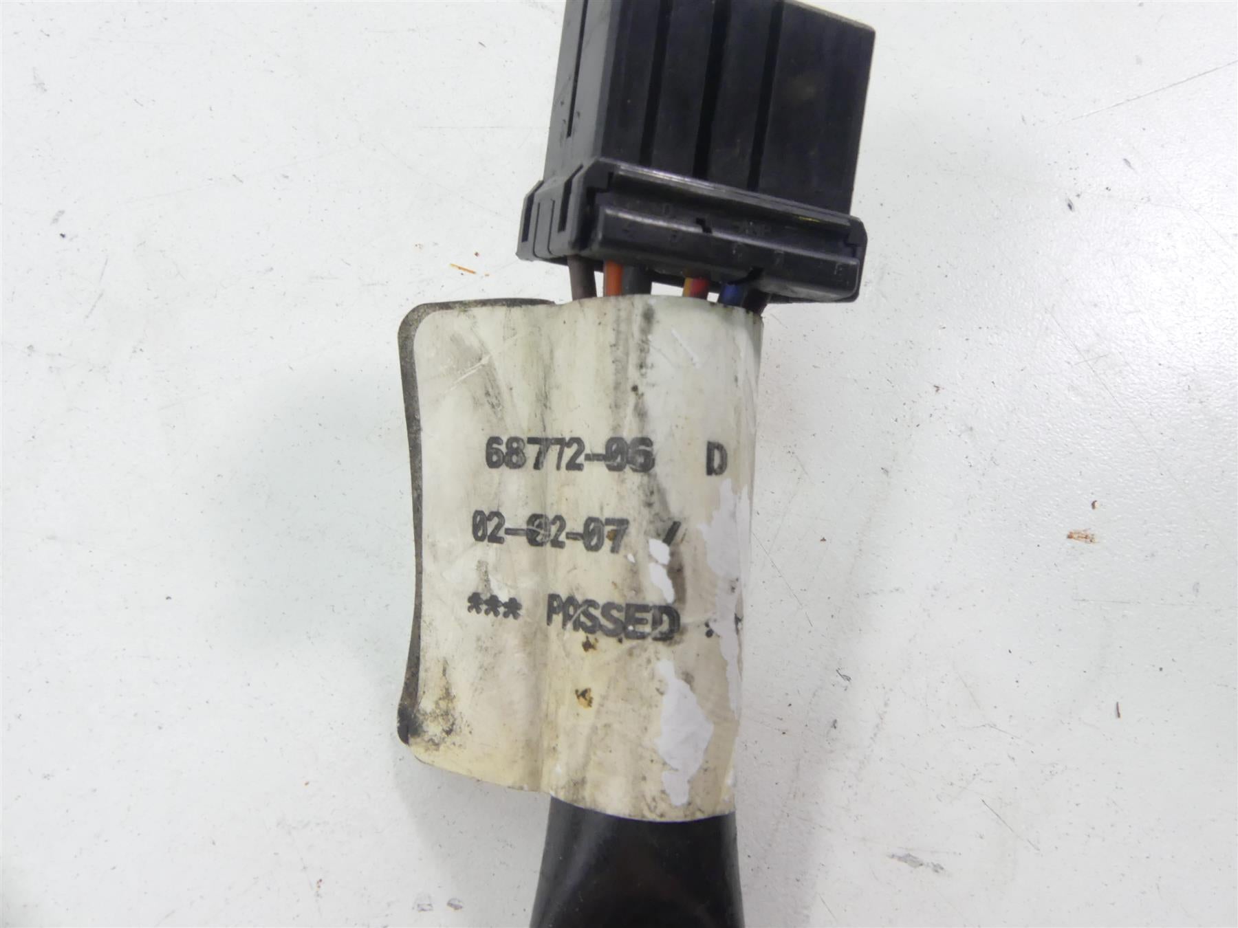 2007 Harley FLHTCU SE CVO Electra Glide Taillight Tail Light & Wiring 68066-99A {{ shop.shopifyCountryName }} - Mototech271