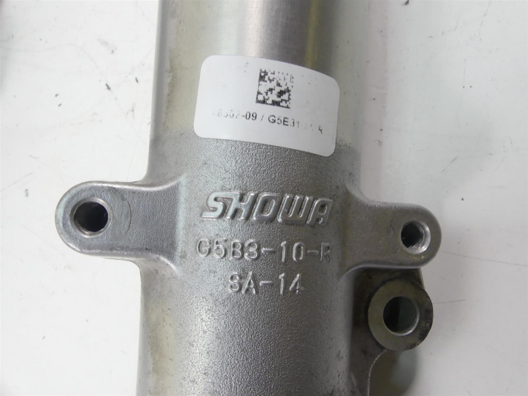 2013 Harley Touring FLHTK Electra Glide Straight 41mm Showa Front Forks 46495-09 {{ shop.shopifyCountryName }} - Mototech271