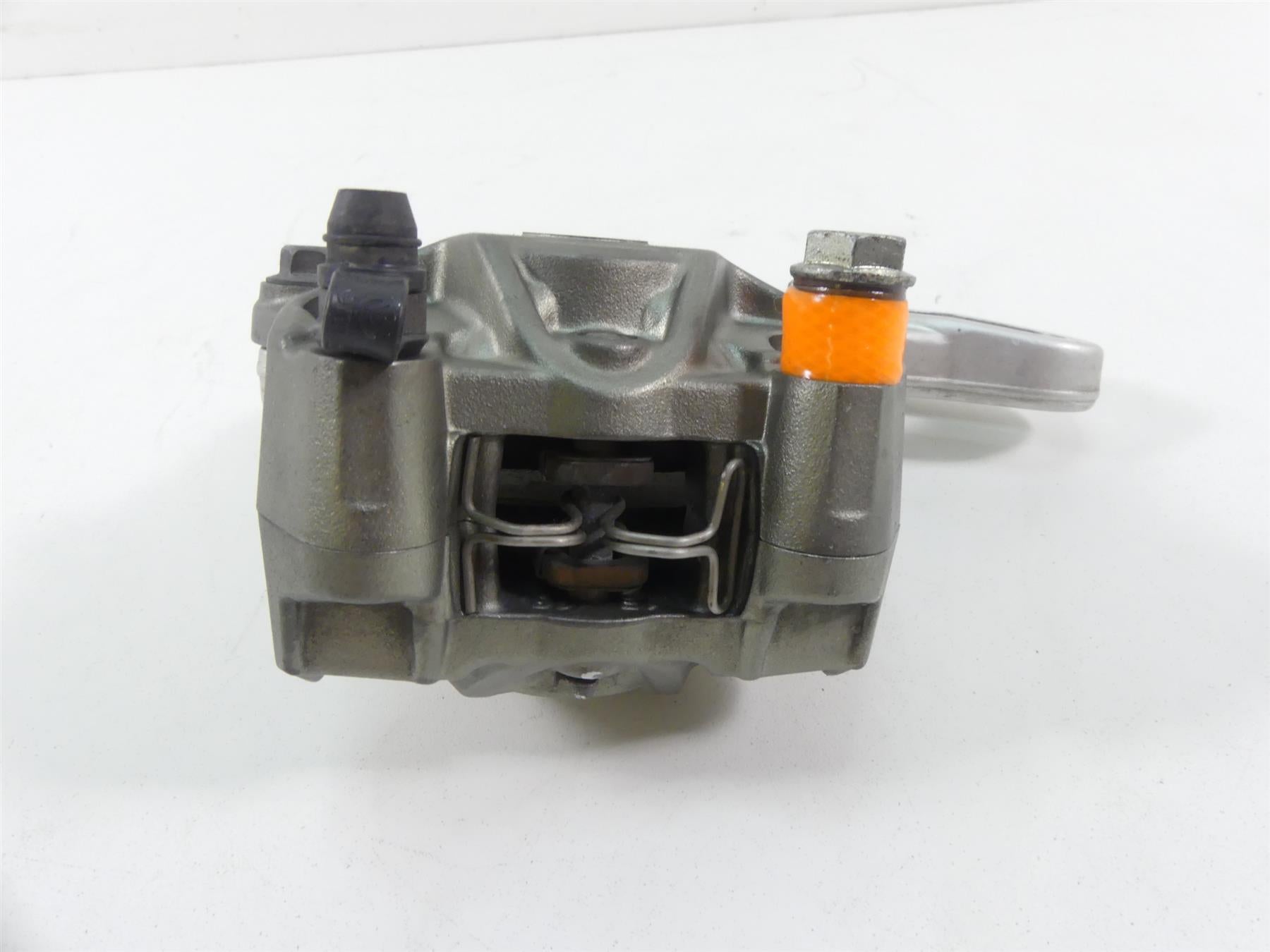 2019 Aprilia Tuono V4 RR Factory Rear Brembo Brake Caliper + Mount B044357 {{ shop.shopifyCountryName }} - Mototech271