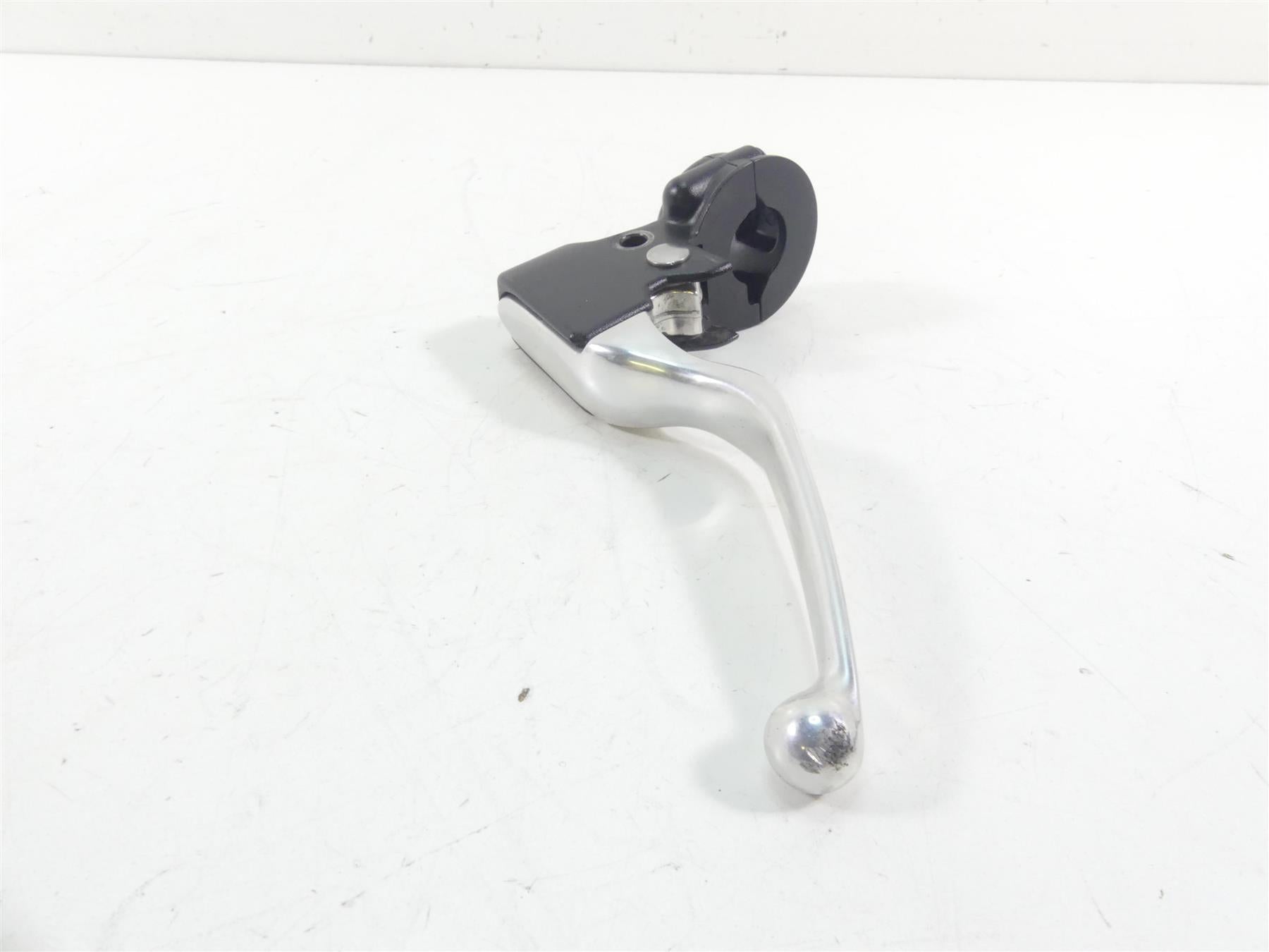 2021 Harley Softail FXBBS 114 Street Bob Clutch Perch & Lever 36700200 {{ shop.shopifyCountryName }} - Mototech271