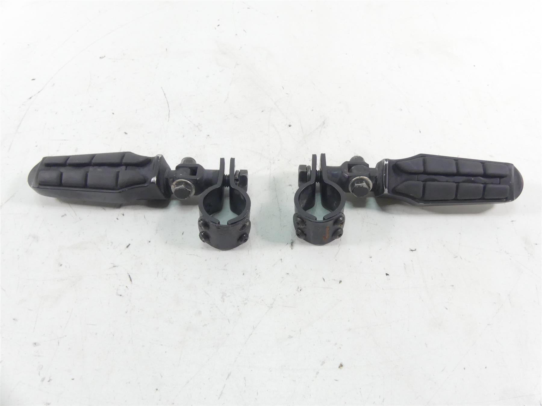 2005 Harley Touring CVO FLHTCSE Electra Glide Aftermarket Highway Foot Rest Peg {{ shop.shopifyCountryName }} - Mototech271