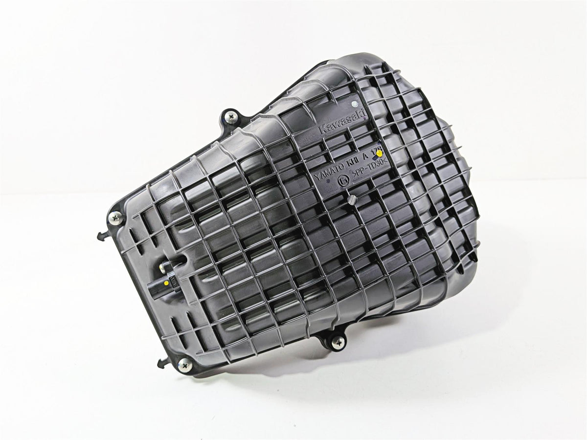 2024 Kawasaki EX500 Ninja 40th An. Air Cleaner Breather Filter Box 11010-1858 {{ shop.shopifyCountryName }} - Mototech271