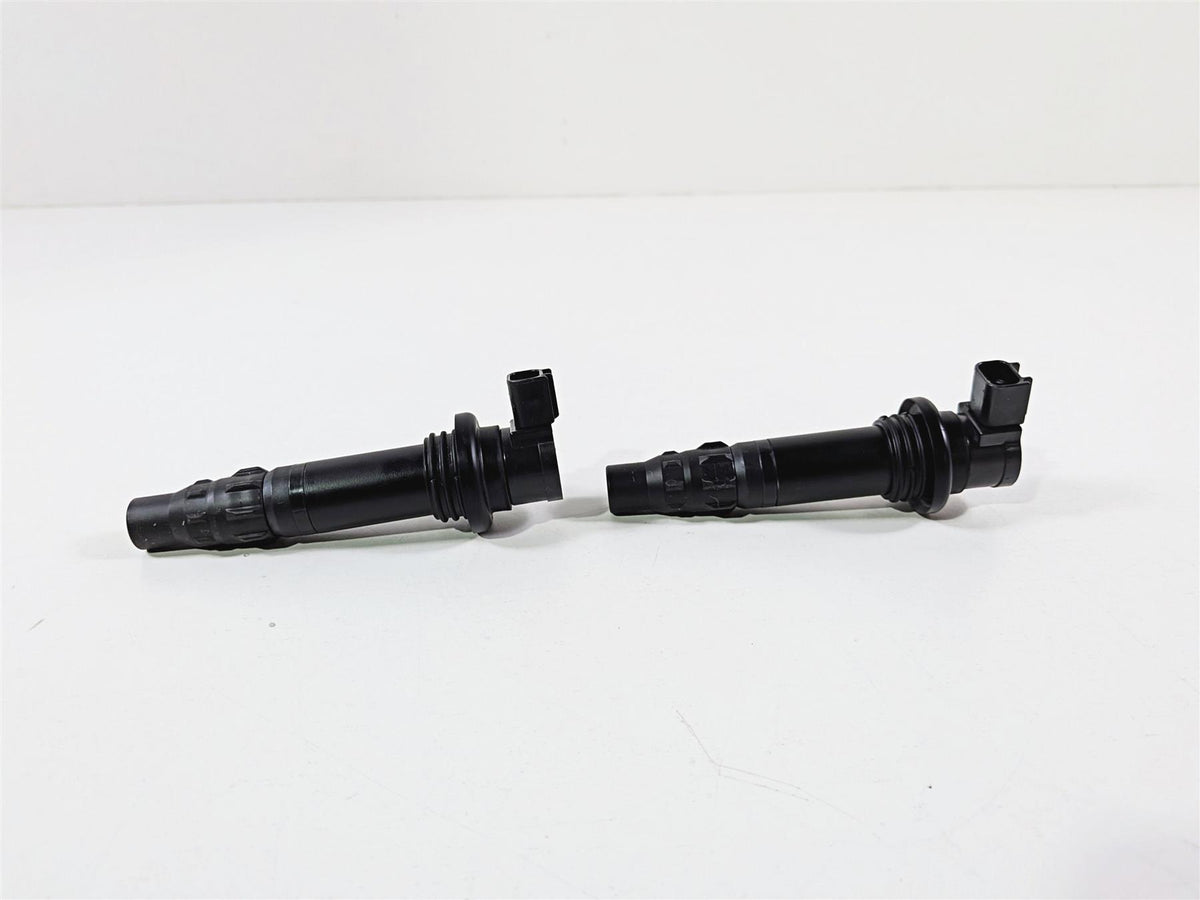 2025 Yamaha YZF R7 Ignition Coil Set Stick 1WS-82310-00-00 F6T55S {{ shop.shopifyCountryName }} - Mototech271