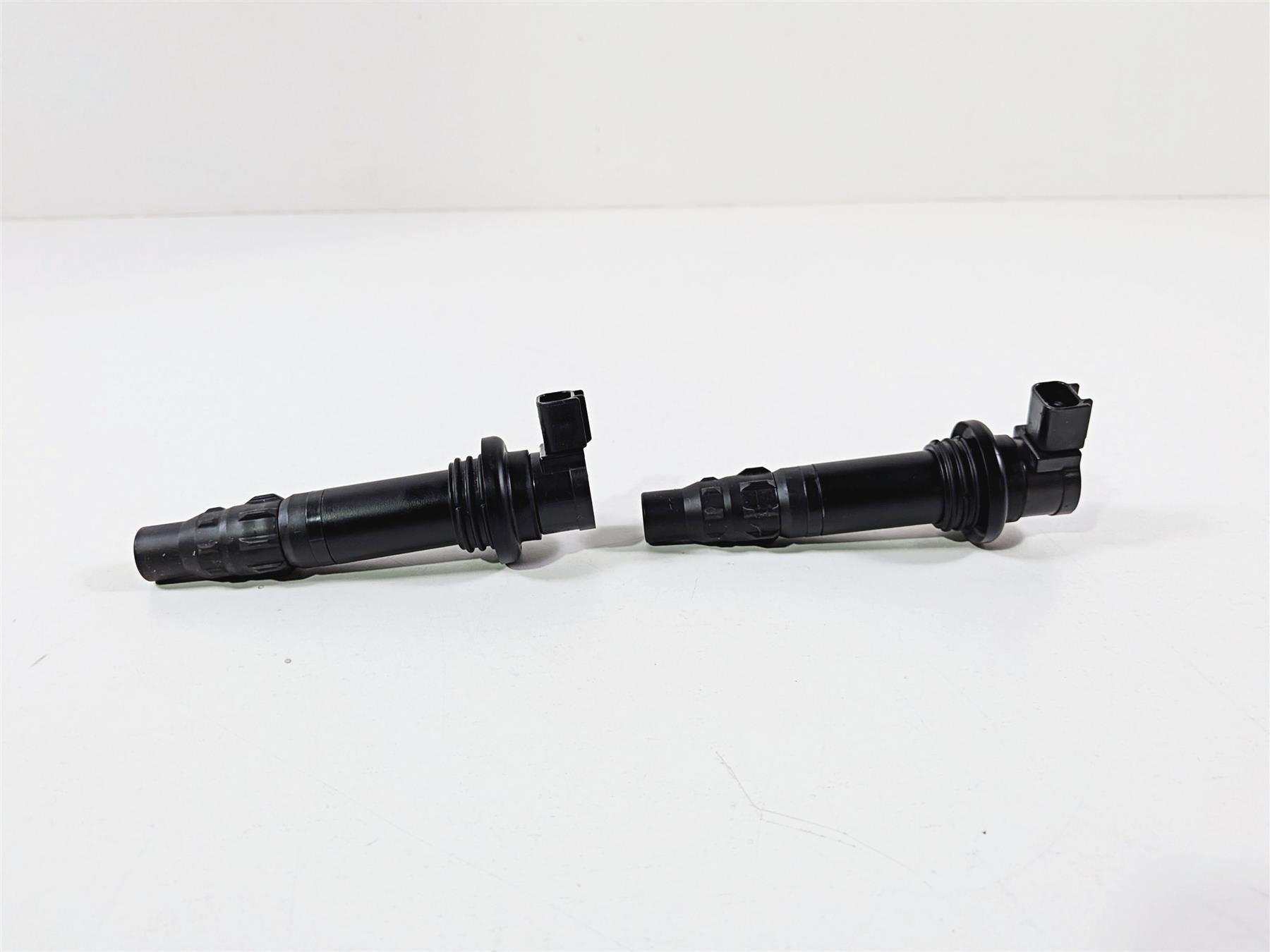 2025 Yamaha YZF R7 Ignition Coil Set Stick 1WS-82310-00-00 F6T55S {{ shop.shopifyCountryName }} - Mototech271