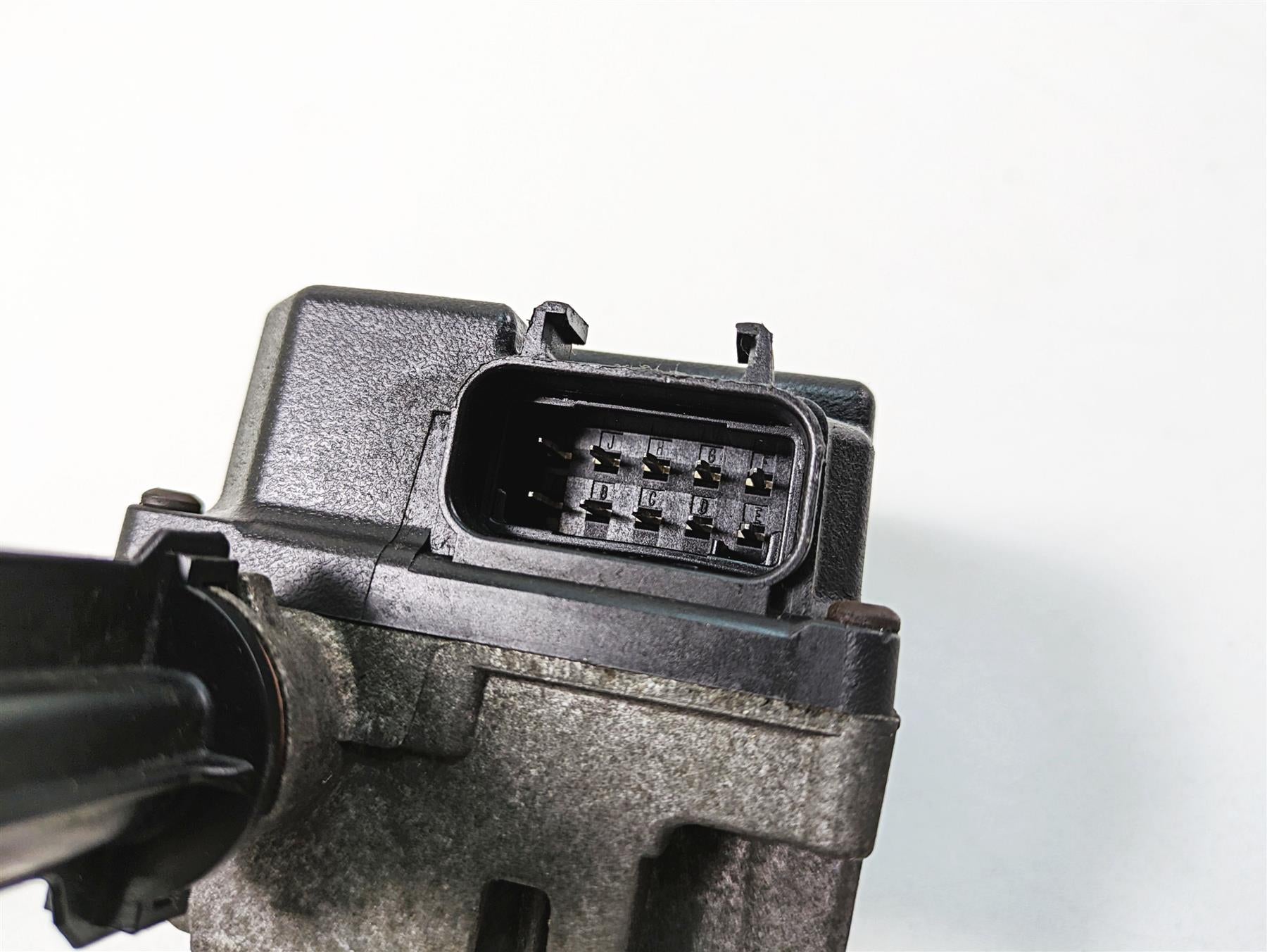 2005 Harley Touring FLHTCUI Electra Glide Cruise Control Module Unit 70955-04 {{ shop.shopifyCountryName }} - Mototech271