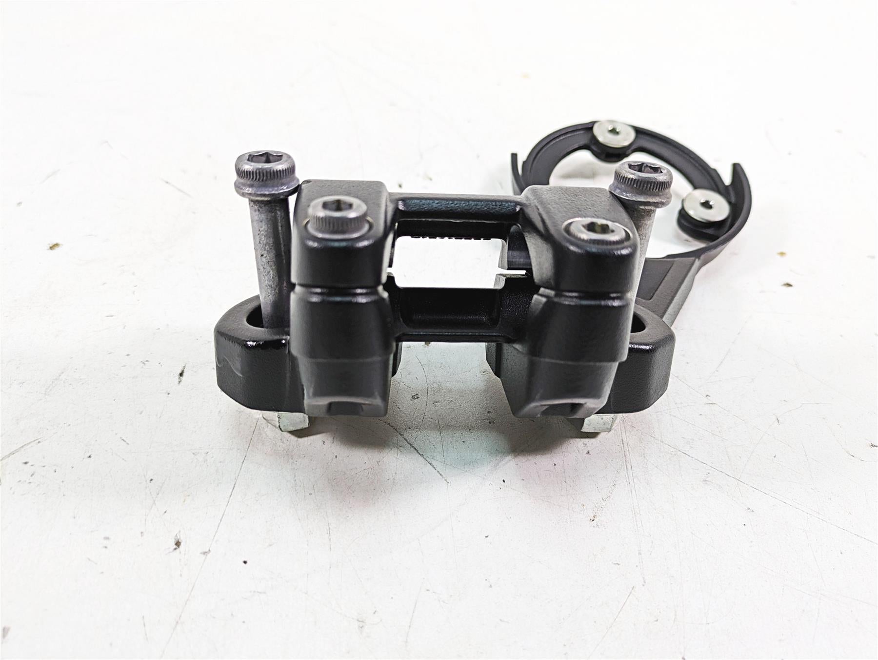 2020 Ducati Scrambler 1100 Sport Pro Handlebar Riser Holder Clamp Set 36015641AB {{ shop.shopifyCountryName }} - Mototech271