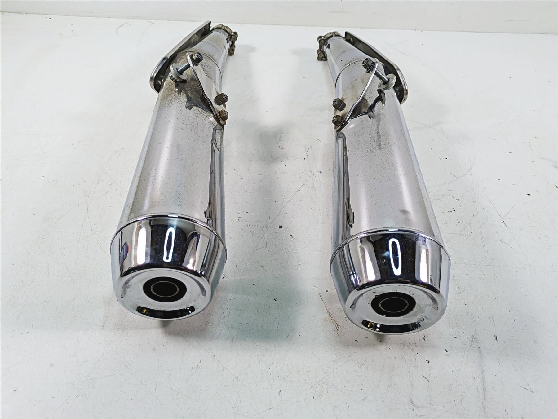2013 Moto Guzzi V7 750 Stone Oem Exhaust Muffler Pipes Set 2B000177 884136 {{ shop.shopifyCountryName }} - Mototech271