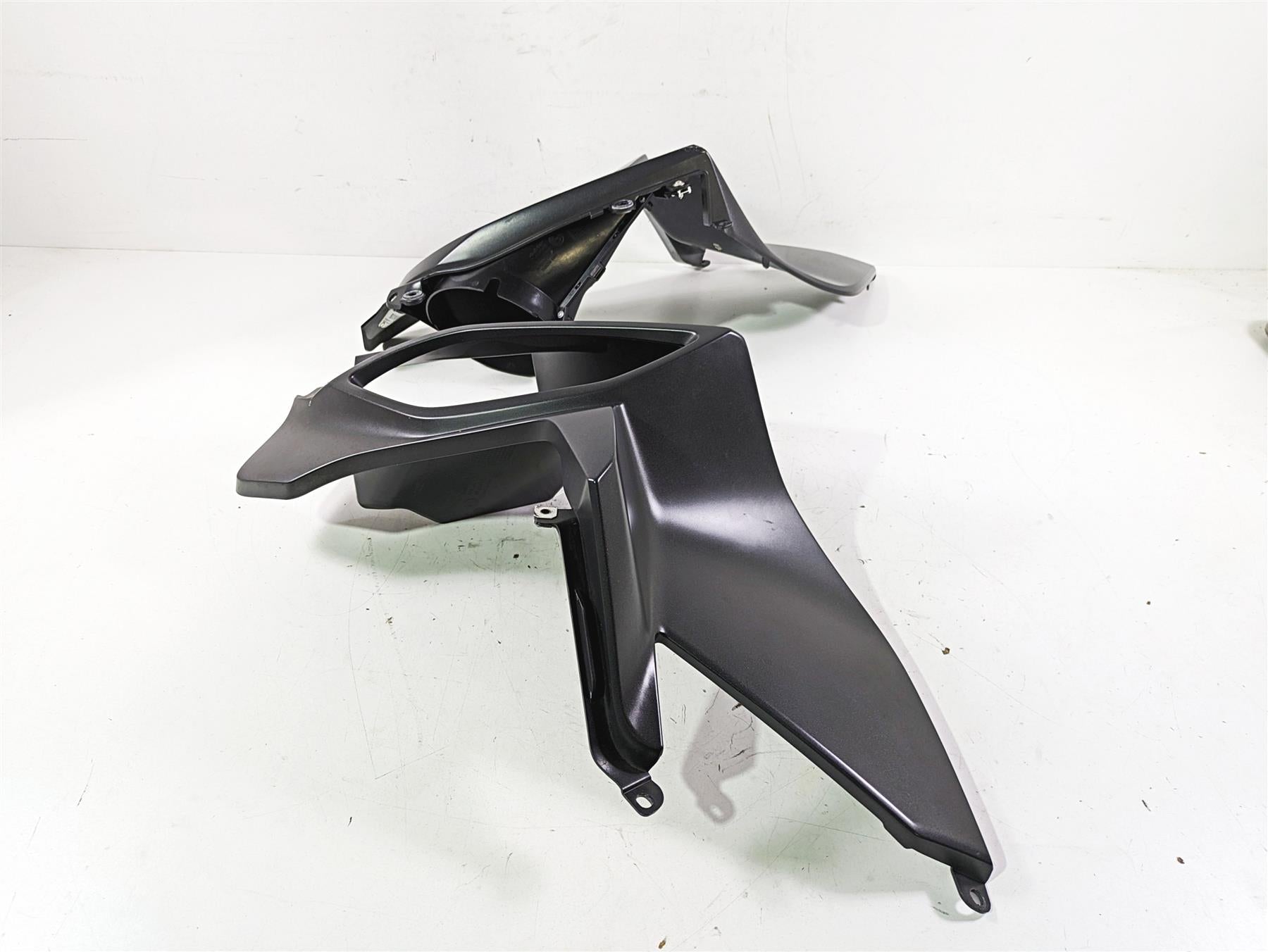 2014 BMW R1200 RT RTW K52 Left Right Intake Fairing Covers 46638529381 {{ shop.shopifyCountryName }} - Mototech271