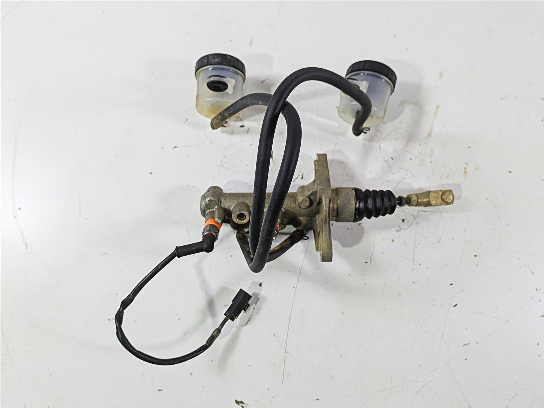 2022 Can-Am Defender XMR HD10 Brembo Main Brake Master Cylinder 705601863 {{ shop.shopifyCountryName }} - Mototech271
