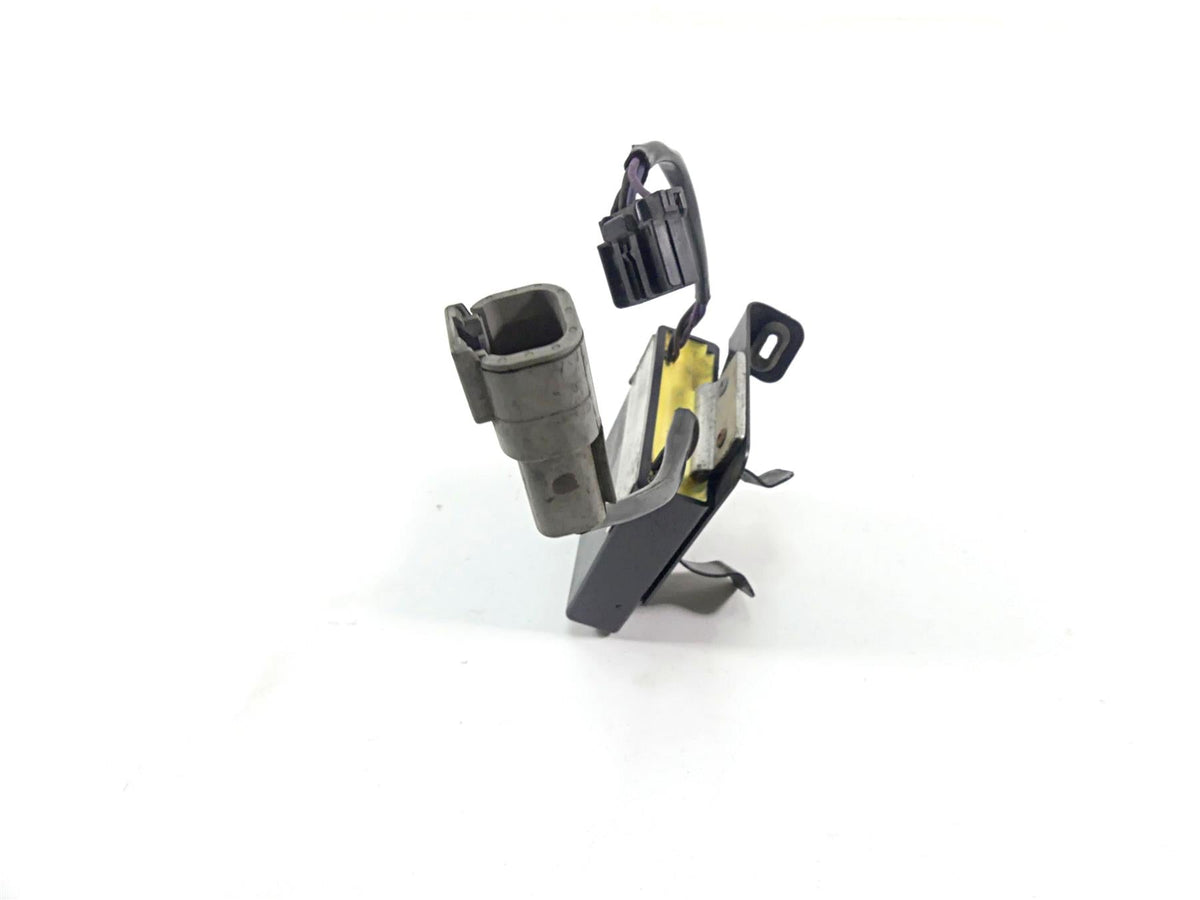 2014 Harley VRSCF Muscle V-Rod Rear Light Turn Signal Module 69457-09 {{ shop.shopifyCountryName }} - Mototech271