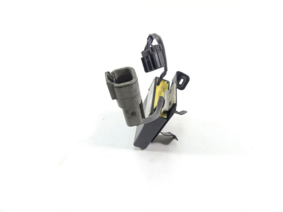 2014 Harley VRSCF Muscle V-Rod Rear Light Turn Signal Module 69457-09 {{ shop.shopifyCountryName }} - Mototech271
