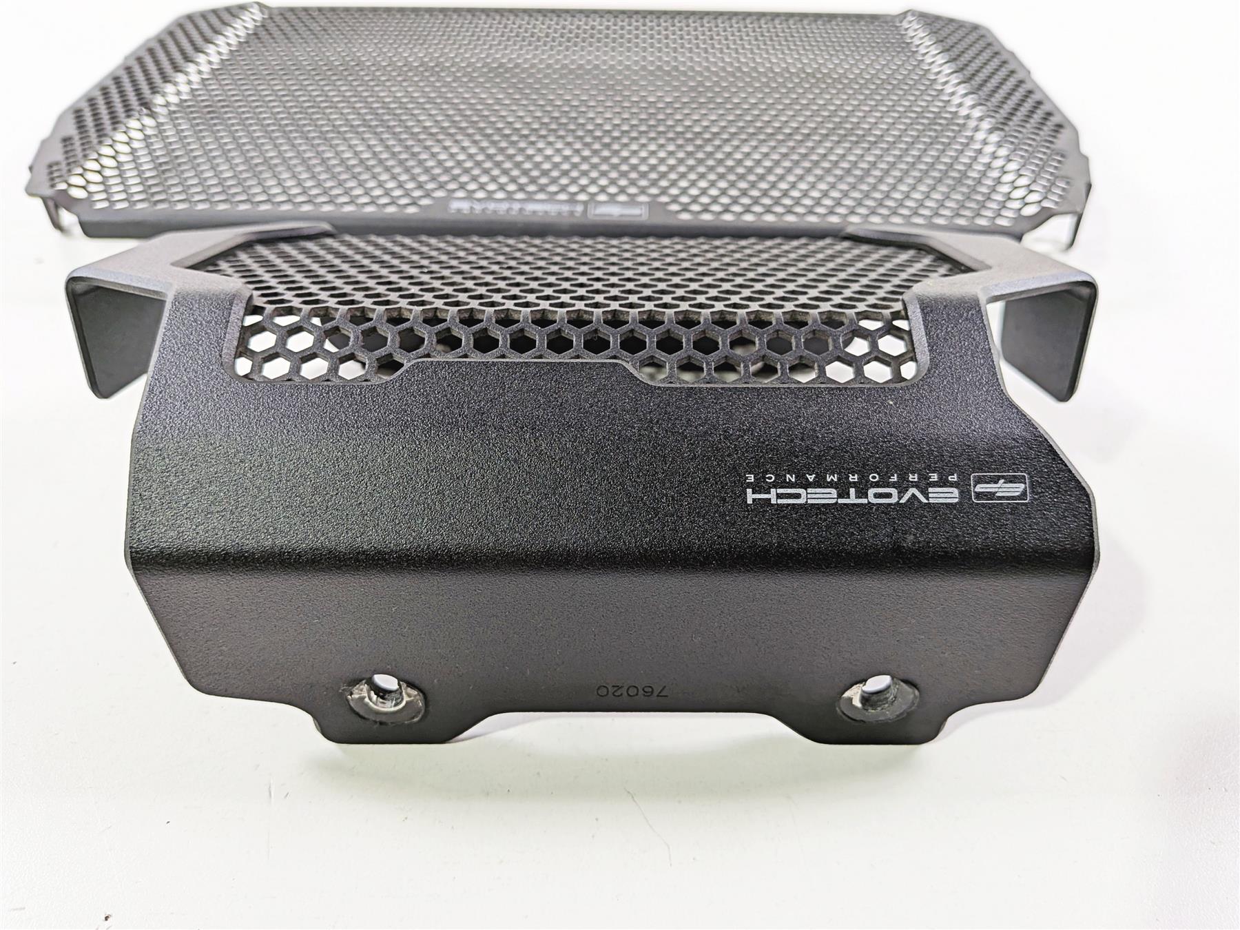 2016 Ducati Hypermotard 939 SP Evotech Radiator Grille Cover PRN010929-Mototech271