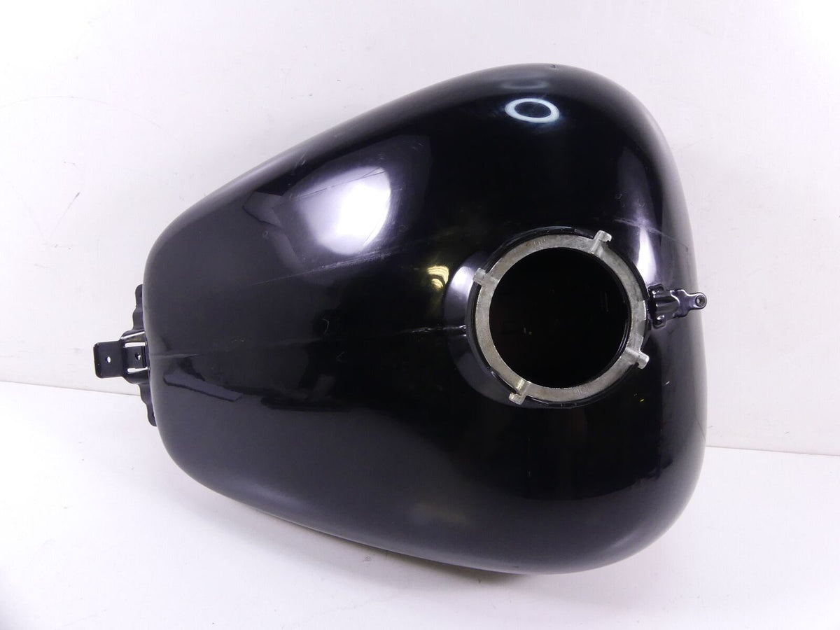 2010 Harley Touring FLHX Street Glide Fuel gas petrol Tank -dented 61356-08 {{ shop.shopifyCountryName }} - Mototech271