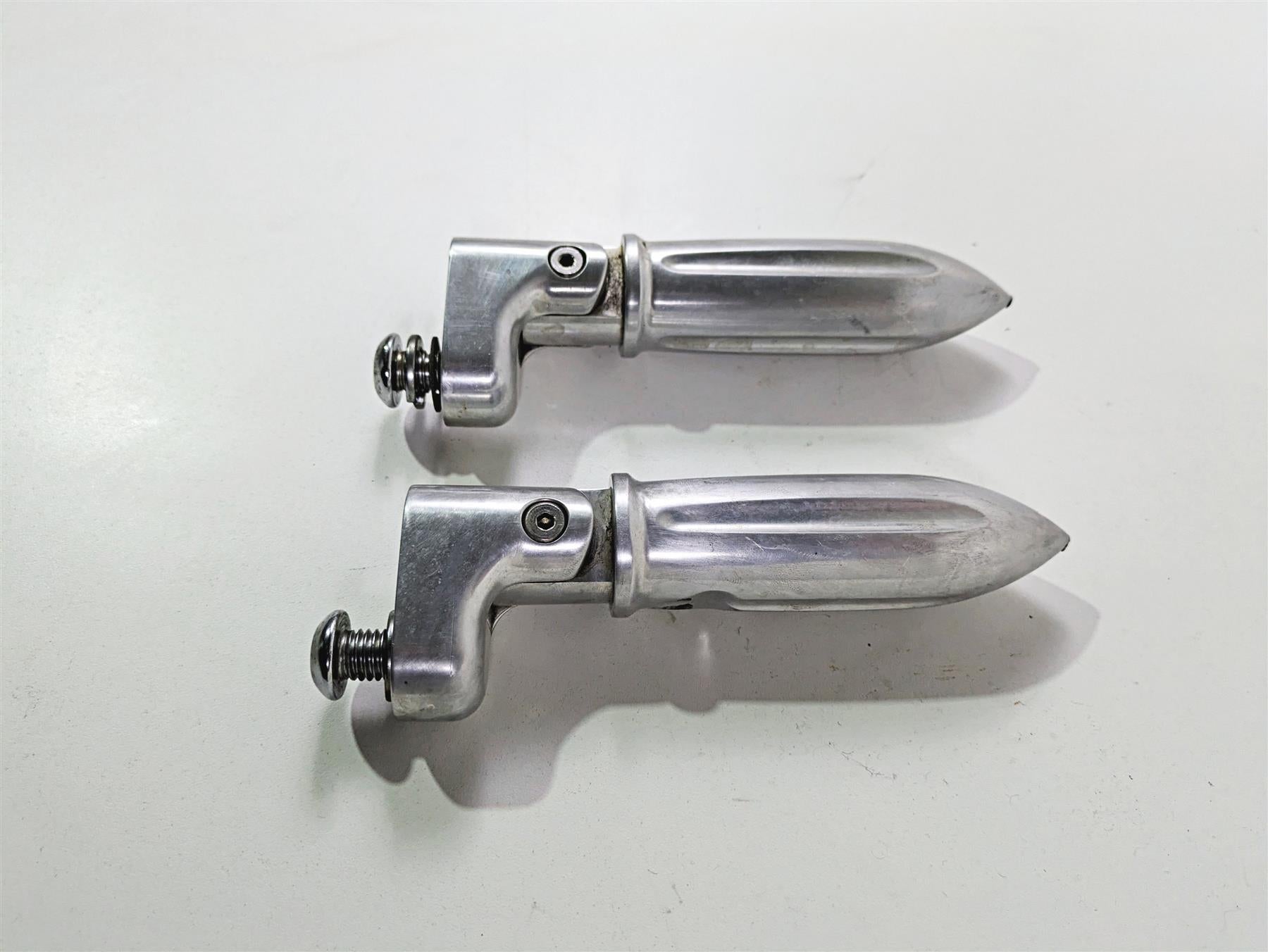 2004 Big Dog Chopper Rear Passenger Foot Peg Rest Set 163-000019-02 | Mototech271