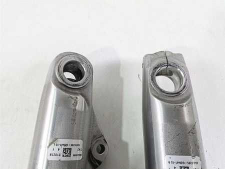 2020 Harley Softail FXST Standard Showa Front Fork Lowers 45400295 45400296 {{ shop.shopifyCountryName }} - Mototech271